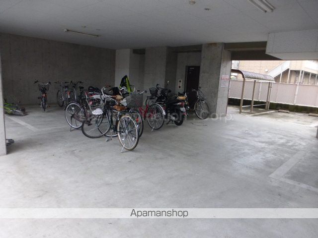 UNIVERSIIのその他写真