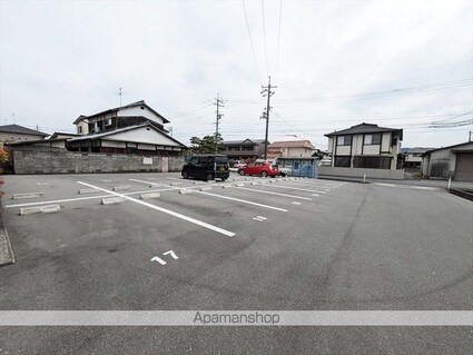 グリーンハイツ西阿知　Ａ[2DK/40m2]の駐車場3
