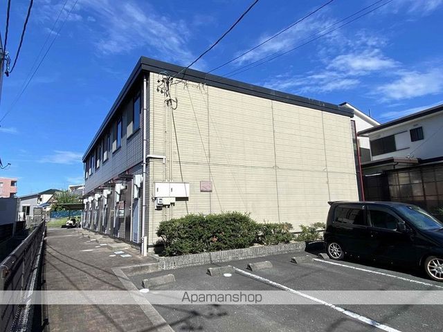 レオパレスクラージュ富塚IIの外観写真