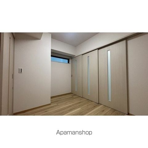東京土地建物ビルディングの内装写真