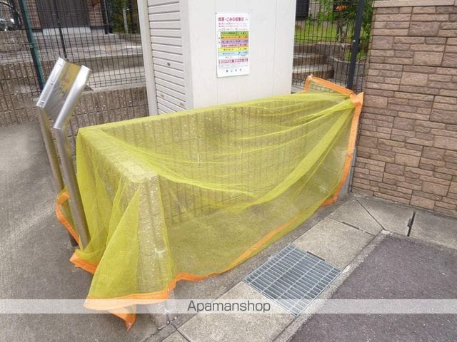 パインラトールの内装写真