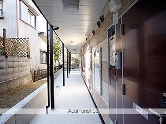 レオパレス自由が丘本町の玄関写真