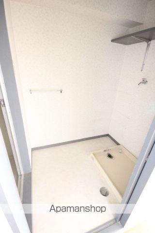 第8野地ビルの内装写真