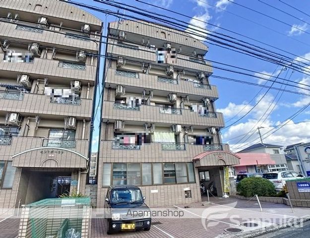 セントポーリア東館の外観写真