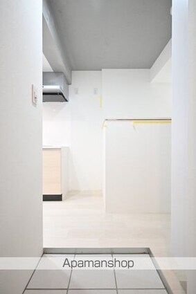 東京都新宿区早稲田鶴巻町[1SDK/49.73m2]の玄関2