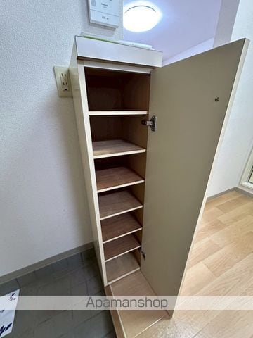 ドルフ鶴巻NO.16の内装写真