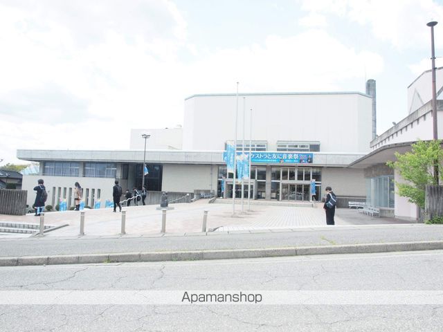 レジデンス塚平の周辺写真
