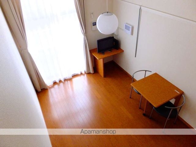 レオパレスラ プランタンの内装写真