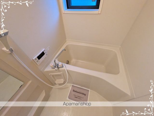 ロイヤルガーデンミルフィー F棟の内装写真
