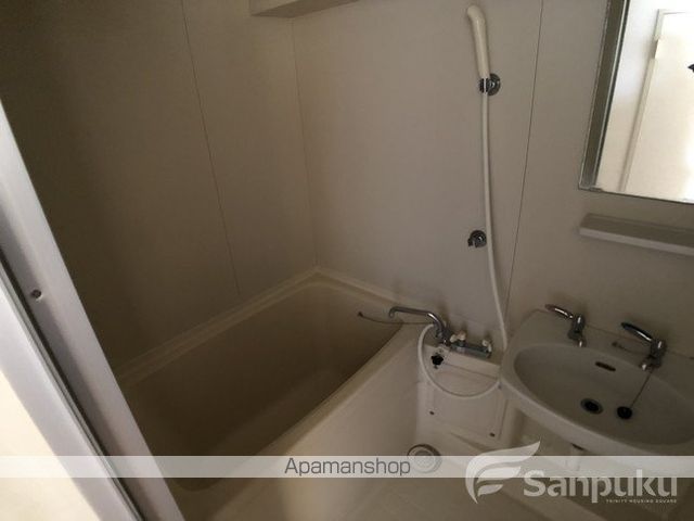 ゴールデンハイツ高砂の内装写真