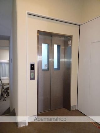 Ｍｏｎｔｐａｒｔｈｅ[2LDK/70.72m2]の共用部8