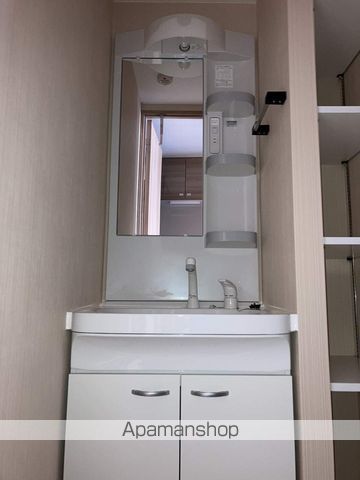 小田急伊勢原駅前マンションの内装写真