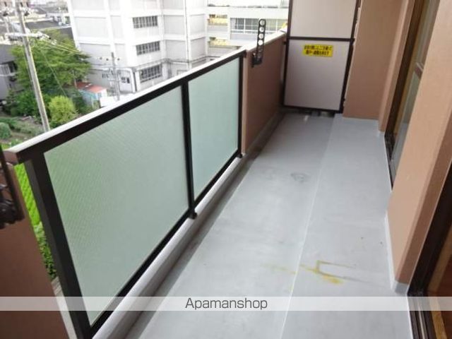プラウクリエイトの内装写真