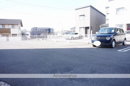 ヒルズ畑寺[1LDK/48.59m2]の駐車場