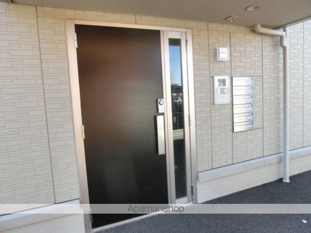 スカイパレット Bの玄関写真
