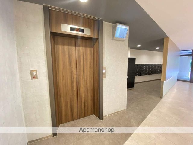 アーバンフラッツ榴ヶ岡の外観写真