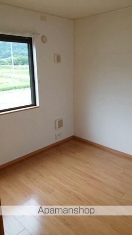 マブハイの内装写真