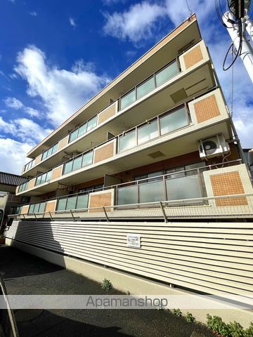 吉田マンションの外観写真