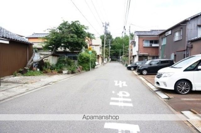リトルフォレストの周辺写真