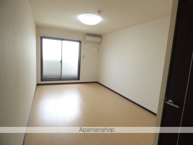 FUJIPALACE吹田イーストII番館の内装写真