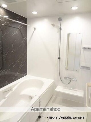 マーヴェラス　Ｅ[2LDK/54.85m2]のバス