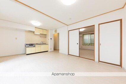 アルカディア屋島Ａ・Ｂ[1LDK/46.08m2]のリビング・居間