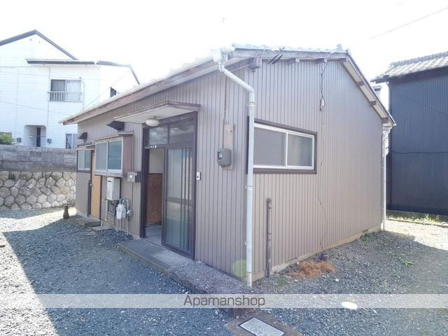 入野町16115-10貸家