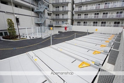 レジディア杉並方南町[1K/28.52m2]の駐車場