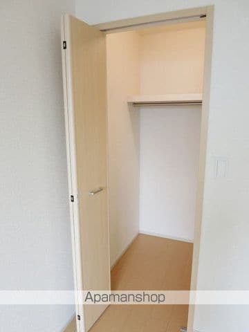 プリムラIIの内装写真