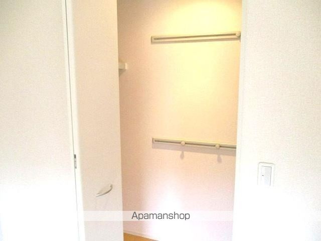 コンソラーレ カーサ Cの内装写真