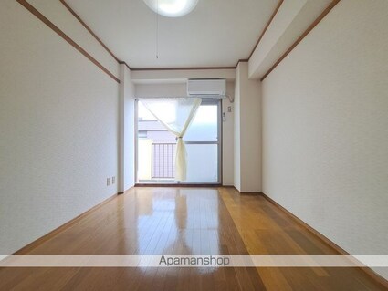 コテージ桜館[1DK/24.75m2]のリビング・居間