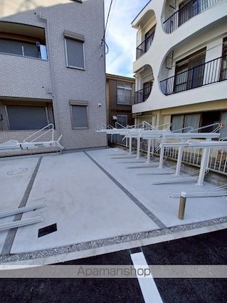 ハーモニー多摩平[2LDK/46.41m2]の共用部1