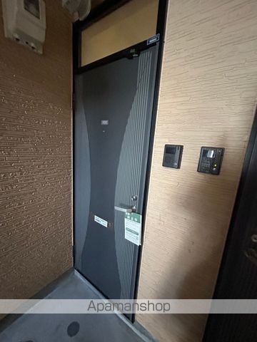 ルート医大前Bの内装写真