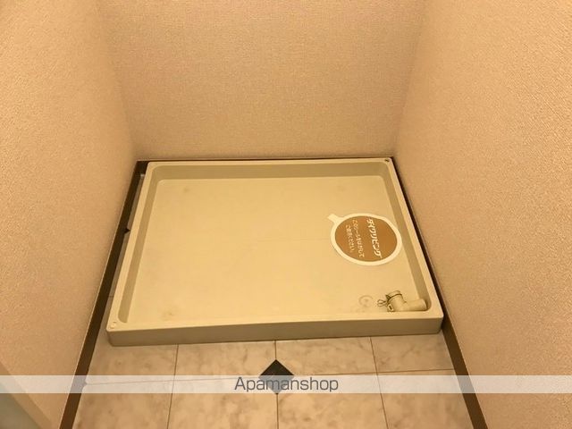 サニーホームズ オザキの内装写真