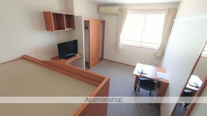 レオパレスエムケイ　３７[1K/28.02m2]のリビング・居間1