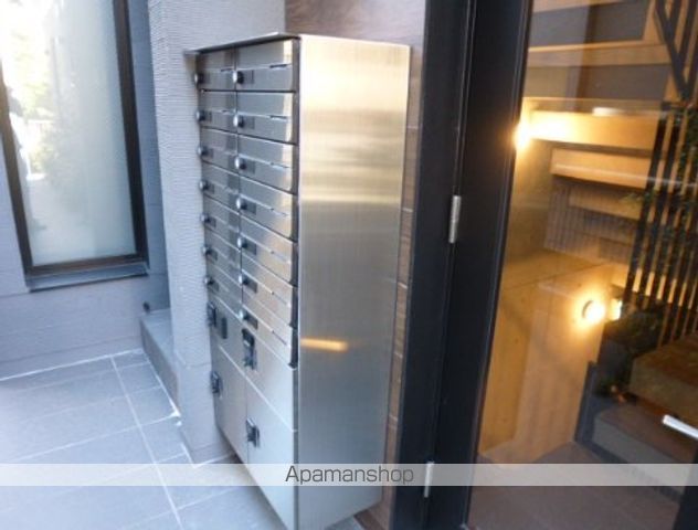 プロト大岡山の玄関写真