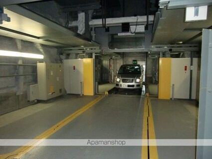 Ｃａｓｔｌｅ　Ｈｉｌｌｓ　柳ケ瀬[1K/33m2]の駐車場