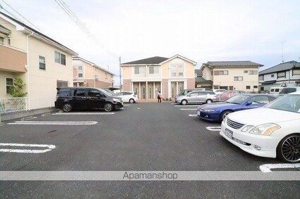 レイ　ツインズⅡ[1R/33.15m2]の駐車場2