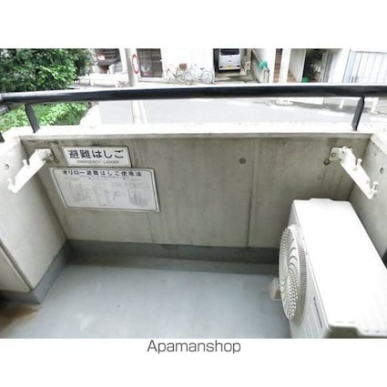 ウッドクレスト砧ＡＢＣ棟[1R/19.44m2]のバルコニー