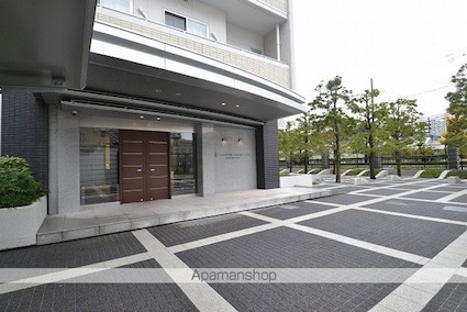 広島ガーデンシティ白島城北ウエストタワー[2SLDK/72.43m2]の共用部2