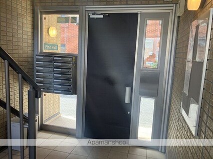 Ｐｉｎｅ　Ｗｅｌｌ[1K/22.82m2]のエントランス