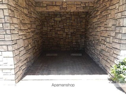 東京都武蔵野市吉祥寺南町４丁目[2K/35.42m2]の駐車場
