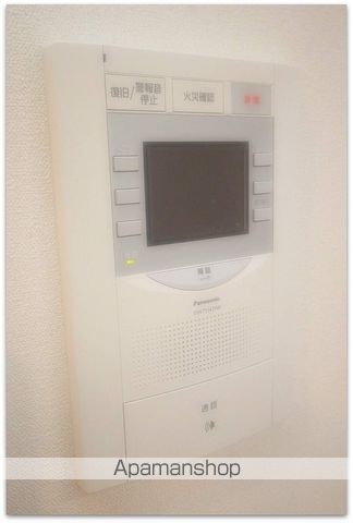 PRESSANCESHINSAIBASHIレヨンの内装写真