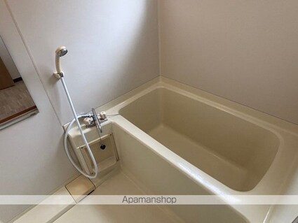 ツインハウス木村　Ａ[1LDK/45.54m2]のバス