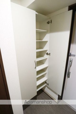 FALKE・EHREの内装写真