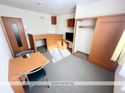 レオパレスサンライズ長濱[1K/23.18m2]のリビング・居間2