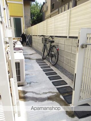 東京都杉並区成田東５丁目[1R/10.12m2]のエントランス1