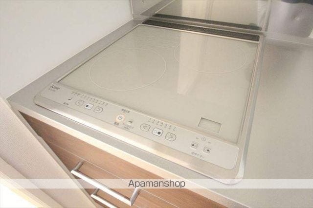 セレニテ江坂ルフレの内装写真