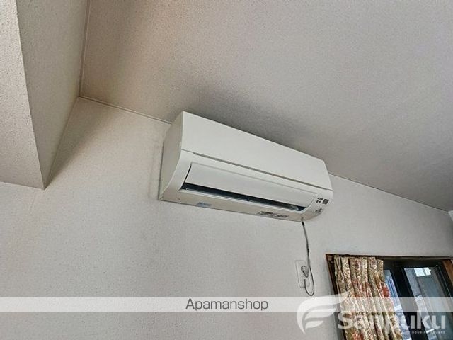 シャイングレード岩田の内装写真