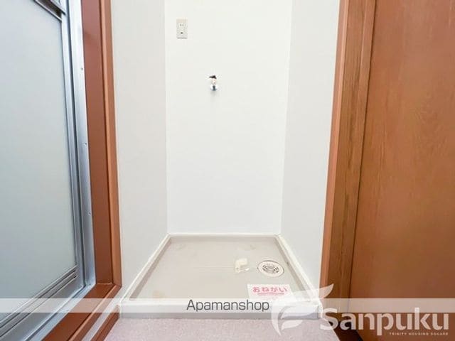 WOOD PARK N Bの内装写真